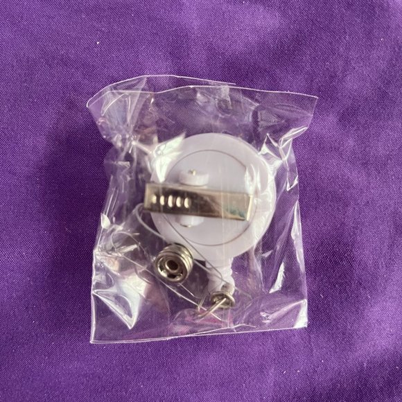 It's A Beautiful Day to Save Lives Badge Holder, Retract Cord, Alligator Clip - Picture 2 of 2